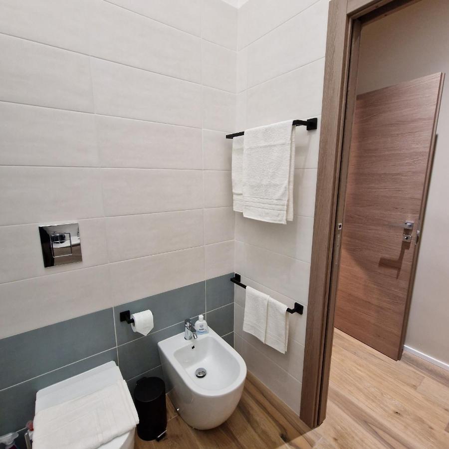 Corso Vittorio 364 Daire Cagliari Dış mekan fotoğraf